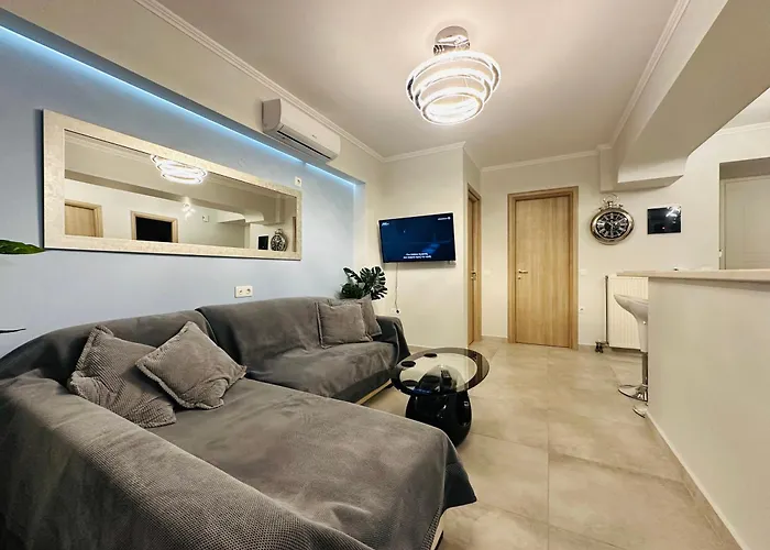 Crystal House Apartment